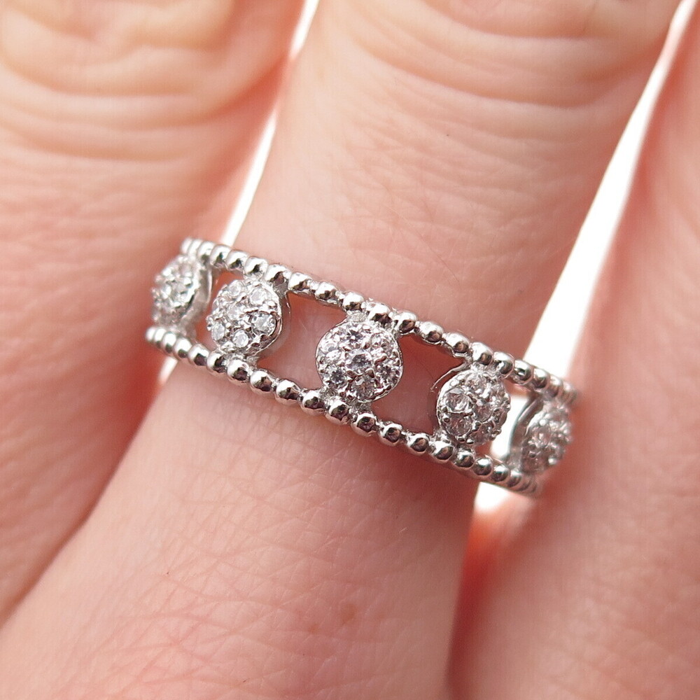 925 Sterling Silver Round-Cut C Z Band Ring Size 8.25